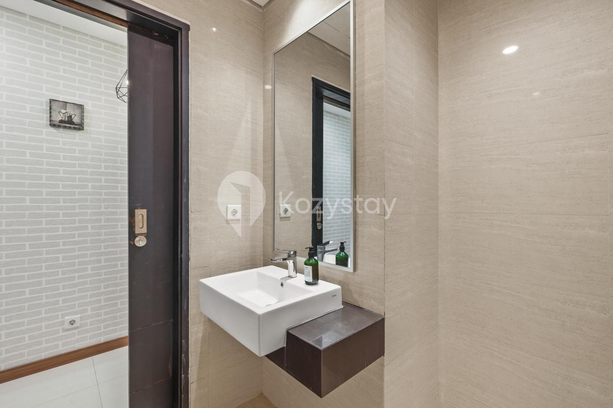 Meadow By Kozystay - Newly Renovated - Kebon Jeruk Джакарта Екстер'єр фото